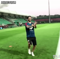  춤 좀 출 줄 아는 그들ㅋㅋㅋ.GIF | 인스티즈