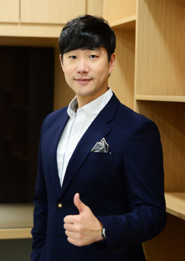 누군지는 몰라도 귀엽게 생겨서 저장한 아나운서 | 인스티즈